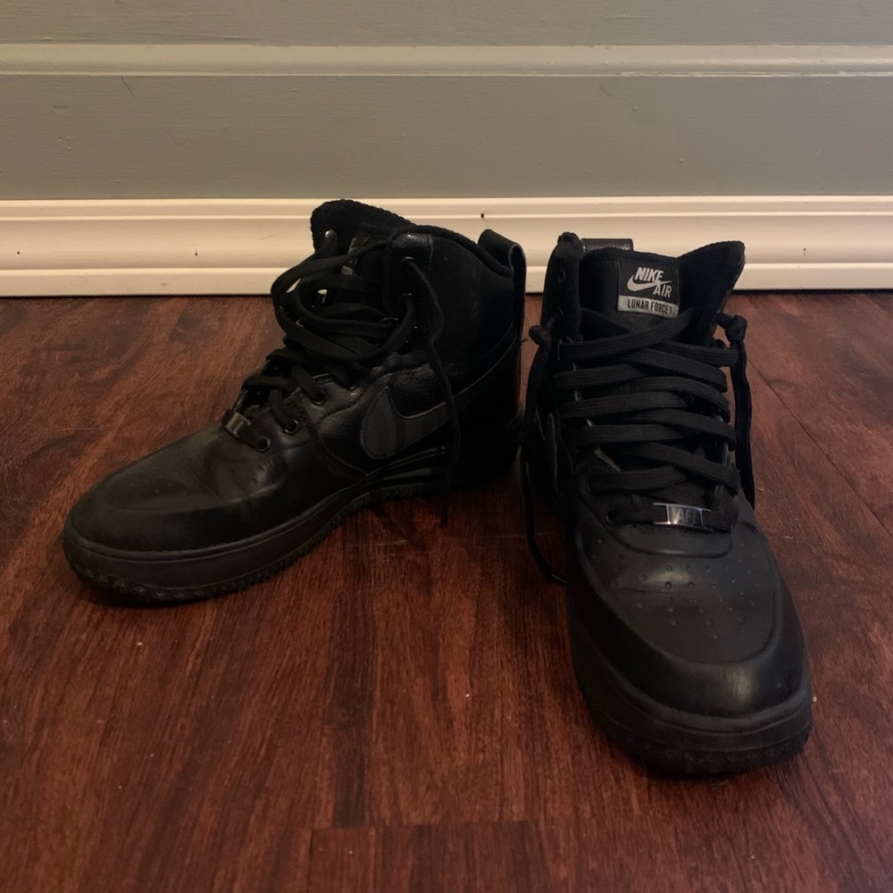 Nike Air Lunar Force